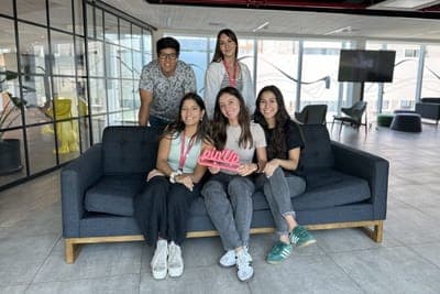 🤳 PinUp lanza su nueva plataforma impulsada con AI