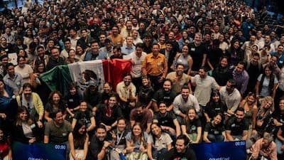 🚀 Platzi Conf México 2024: Innovación y educación tecnológica para 22000 asistentes